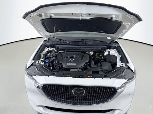 New 2025 MAZDA CX-5 Signature image 30