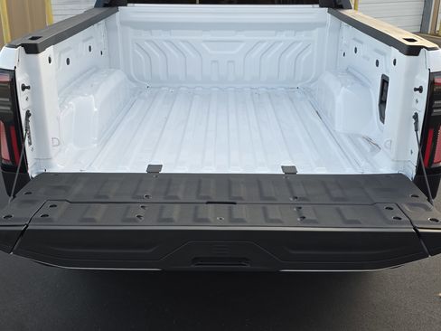 New 2026 GMC Sierra EV Elevation image 34