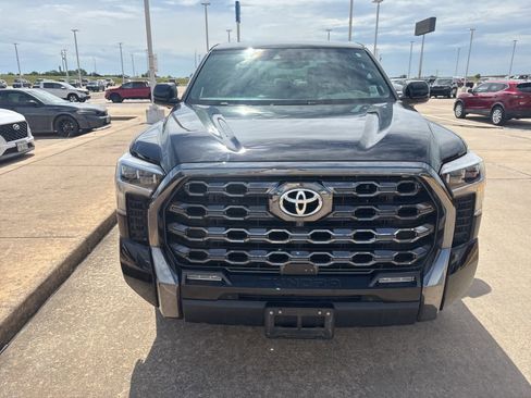 Used 2022 Toyota Tundra Platinum RWD image 2