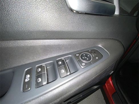 Used 2023 Hyundai Santa Fe SEL image 13