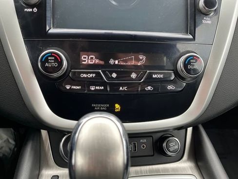 Used 2018 Nissan Murano SL image 15