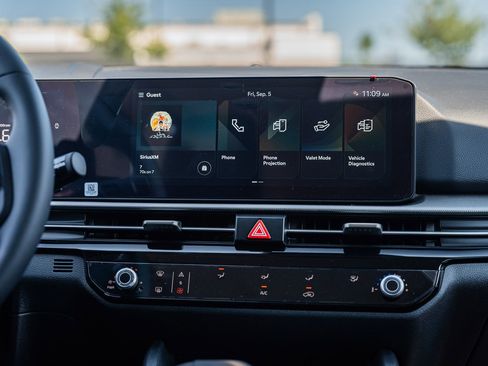 New 2026 Kia Sportage LX FWD image 22