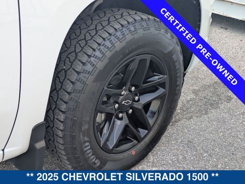 Used 2025 Chevrolet Silverado 1500 RST AWD/4WD image 13