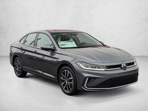 New 2026 Volkswagen Jetta SE image 6