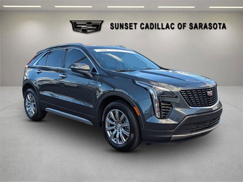Certified 2021 Cadillac XT4 Premium Luxury image 1
