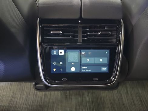 Used 2023 Rivian R1S Adventure image 29