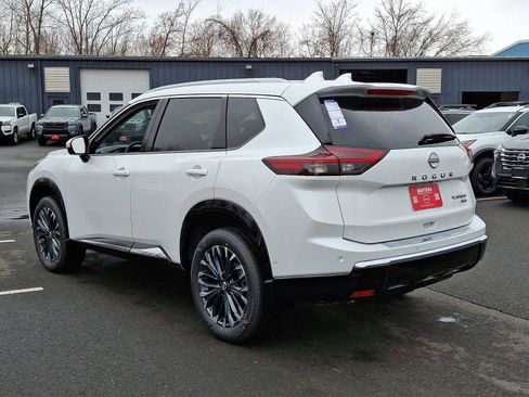 New 2025 Nissan Rogue Platinum w/ Tech Package image 6