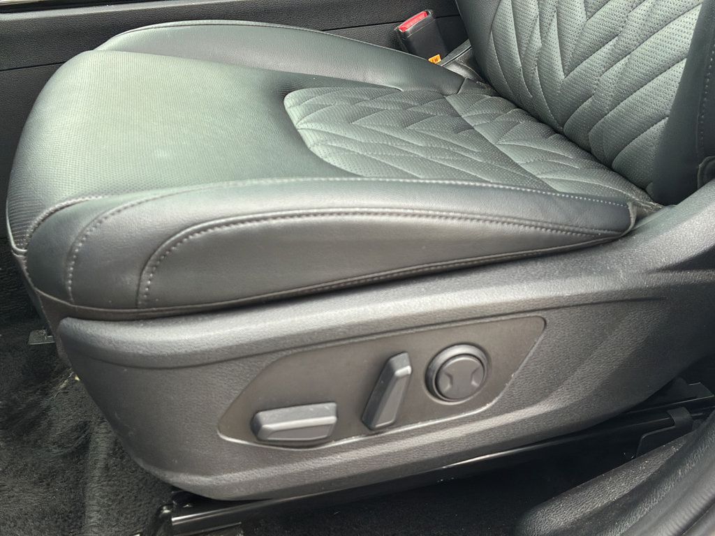 Certified 2025 Kia Sportage X-Pro Prestige AWD/4WD image 23
