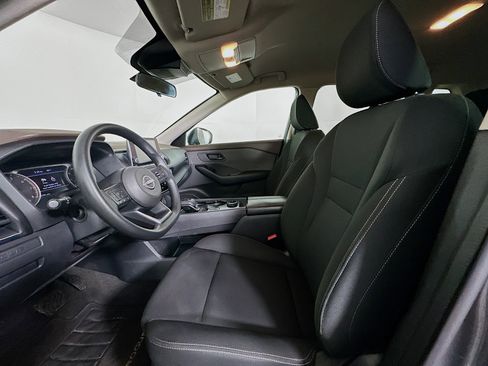 Used 2023 Nissan Rogue S image 13