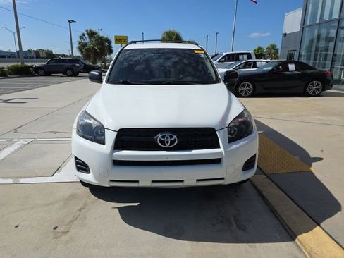 Used 2012 Toyota RAV4 FWD w/ Value Pkg image 9
