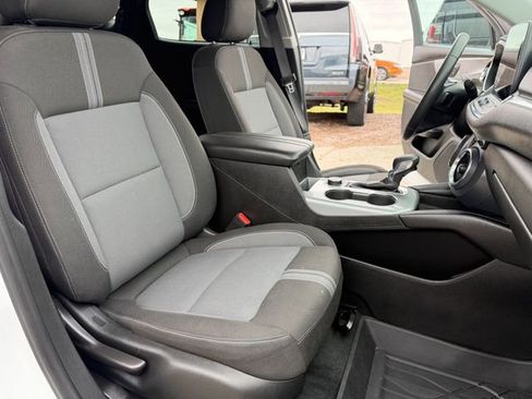 Used 2023 Chevrolet Blazer LT AWD/4WD image 36