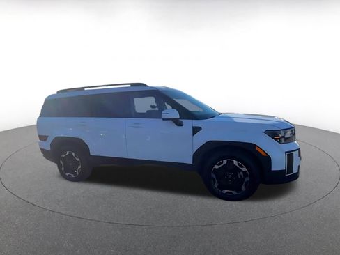 Used 2025 Hyundai Santa Fe SEL image 2