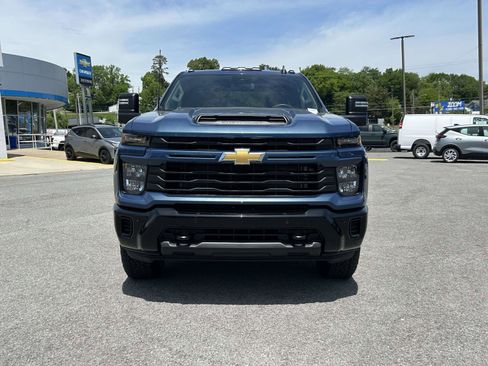 New 2026 Chevrolet Silverado 2500 Custom w/ Custom Value Package AWD/4WD image 8
