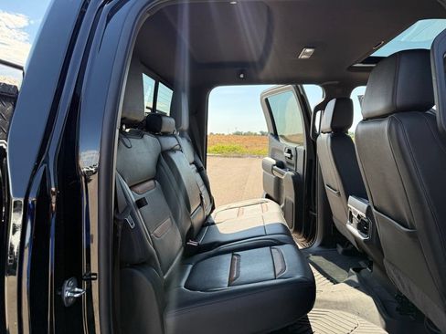 Used 2021 GMC Sierra 1500 AT4 w/ AT4 Premium Package AWD/4WD image 21