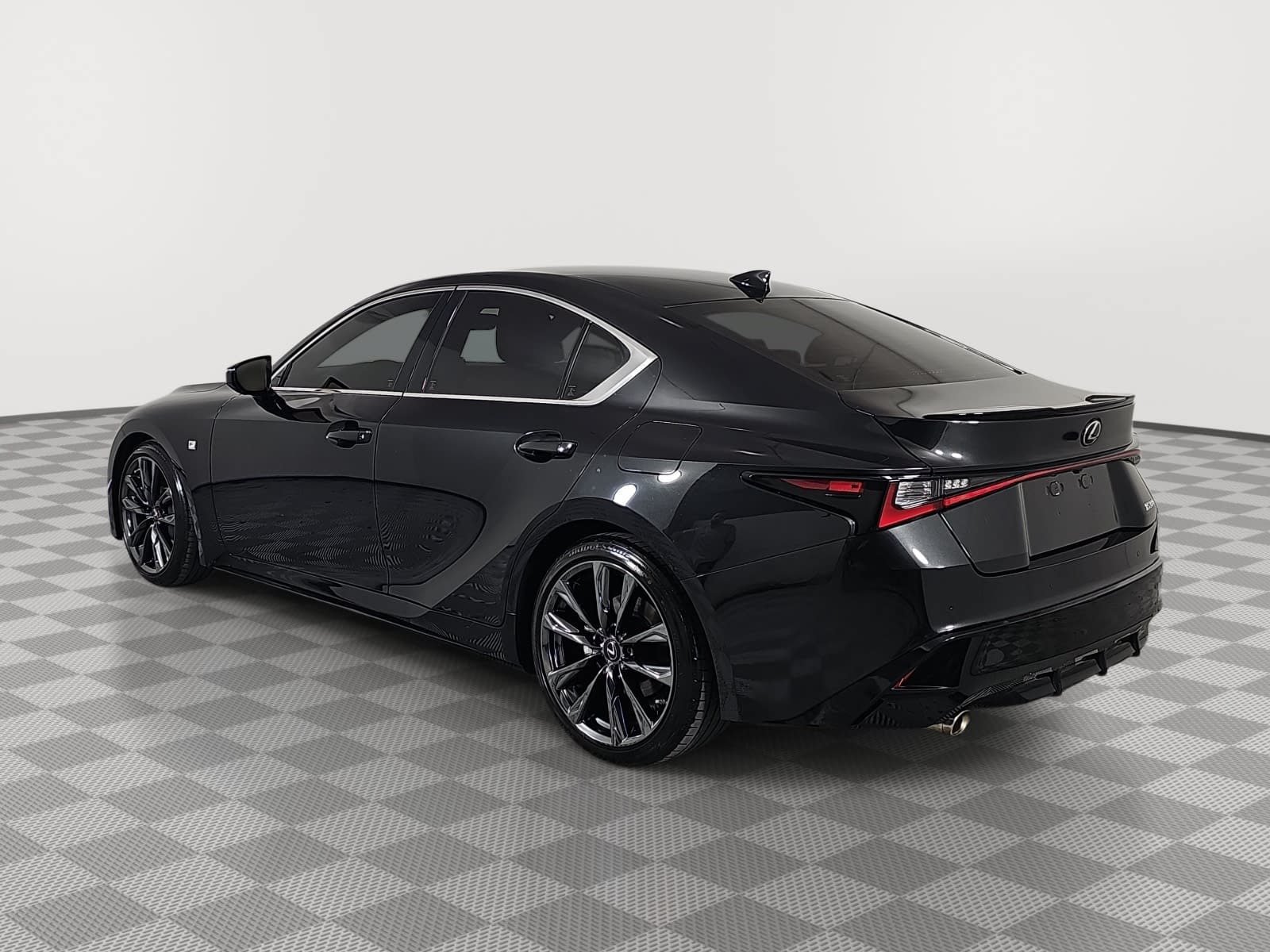 Used 2022 Lexus IS 350 F Sport RWD image 6