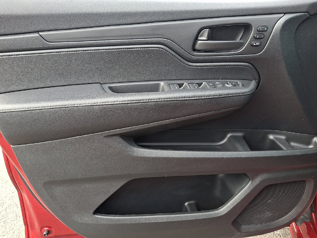 Used 2023 Honda Odyssey Sport image 12