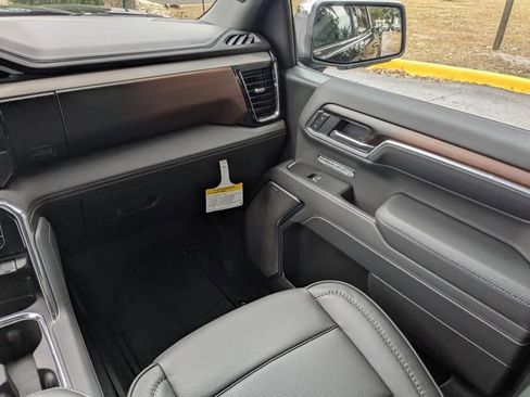 New 2026 GMC Sierra 1500 Denali image 17