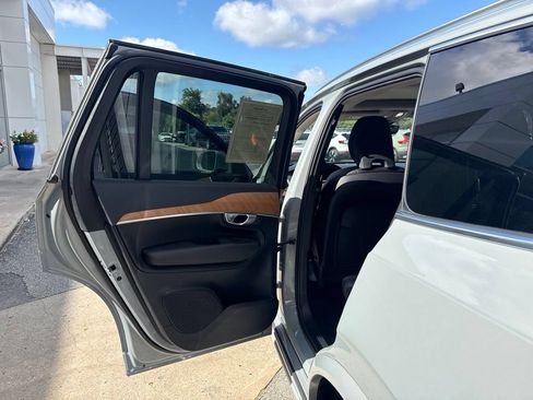Certified 2024 Volvo XC90 T8 Core AWD/4WD image 29