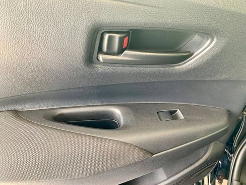 Used 2024 Toyota Corolla LE FWD image 17