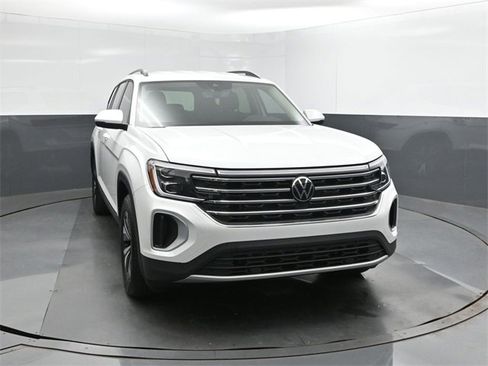 New 2026 Volkswagen Atlas SE image 22