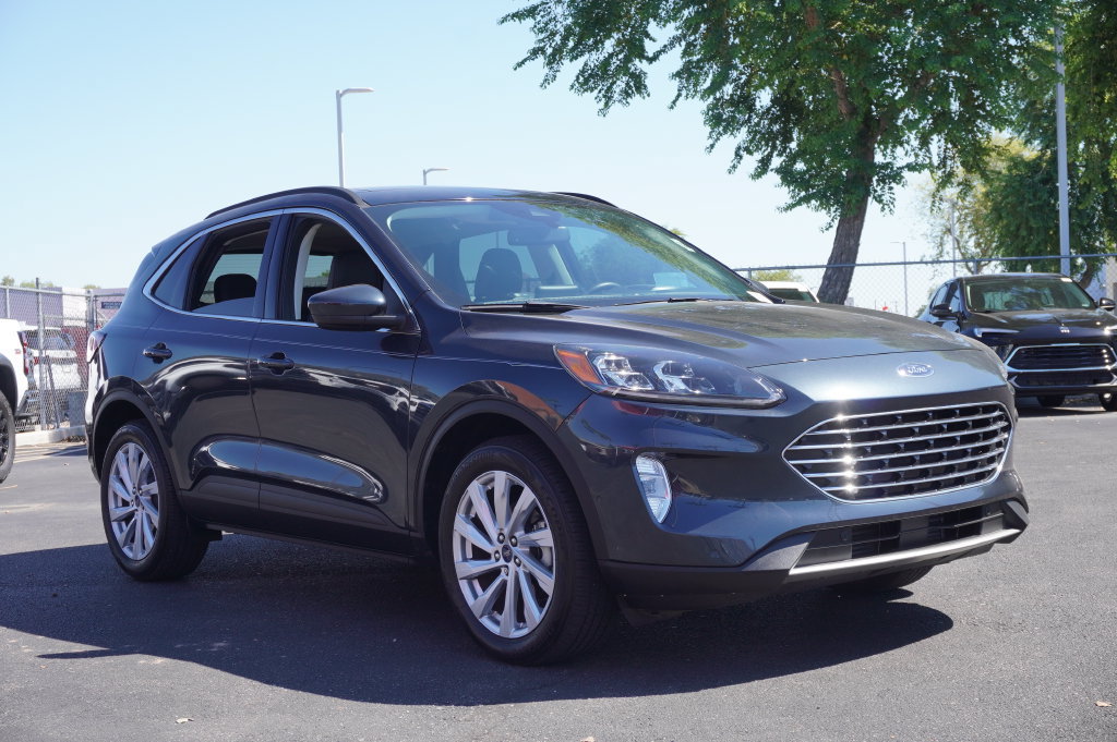 Used 2022 Ford Escape Titanium w/ Titanium Elite Package AWD/4WD image 7