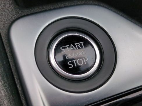 Used 2025 Nissan Sentra SV FWD image 25