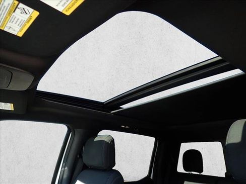 Used 2021 Ford F150 XLT w/ Equipment Group 302A High image 16