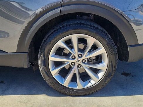 Used 2023 Ford Explorer Platinum w/ Technology Package image 18