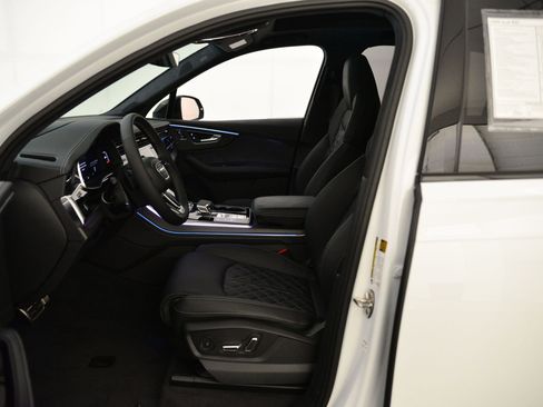 New 2026 Audi SQ7 Prestige image 21