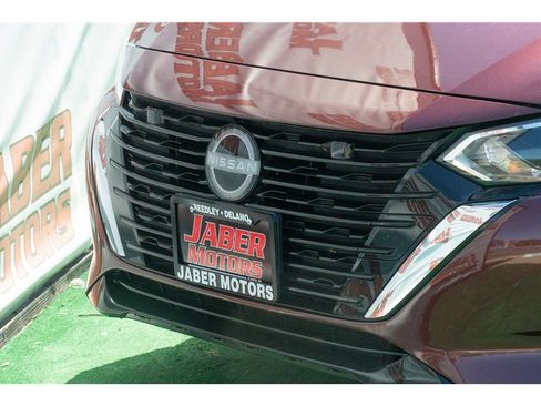 Used 2024 Nissan Sentra SV FWD image 26