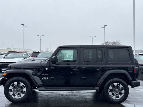 Used 2023 Jeep Wrangler Sahara w/ Cold Weather Group image 6