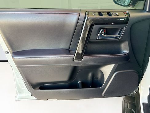 Certified 2023 Toyota 4Runner TRD Off-Road Premium AWD/4WD image 23