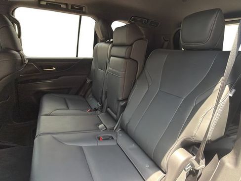 Used 2023 Lexus LX 600 4WD w/ Interior Upgrade Package image 17