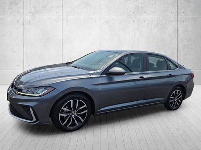 Used 2025 Volkswagen Jetta SE