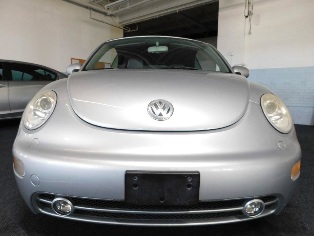 Used 2005 Volkswagen Beetle GLS FWD image 9