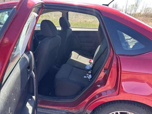 Used 2009 Ford Focus SE FWD image 24