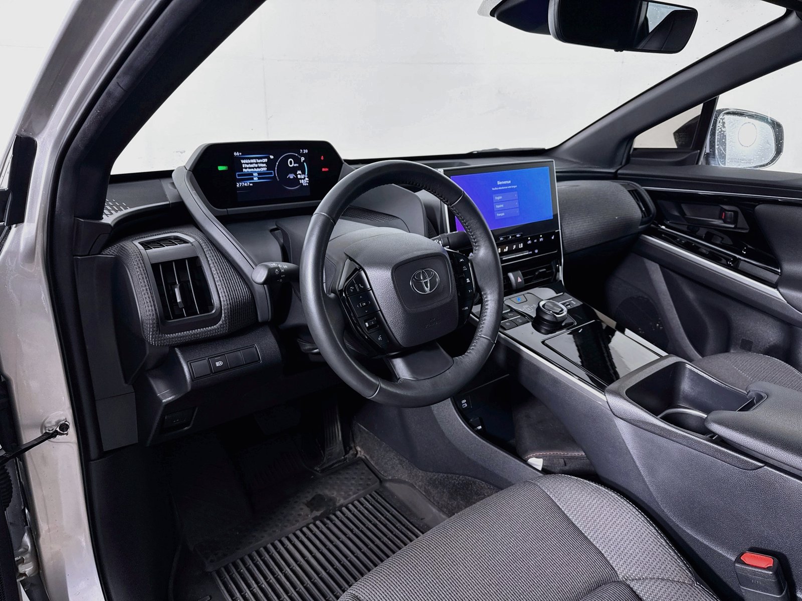 Certified 2023 Toyota bZ4X AWD w/ Weather Package image 6