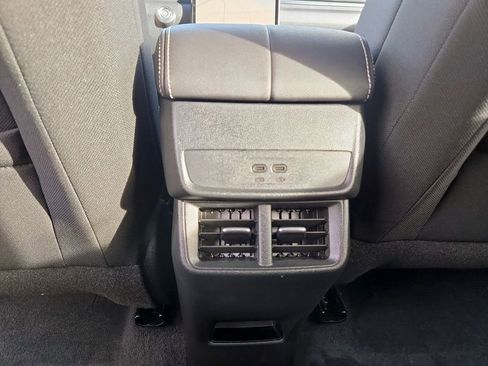 New 2026 GMC Terrain Elevation AWD/4WD image 28