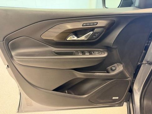 Used 2018 GMC Terrain Denali w/ Advanced Safety Package AWD/4WD image 17