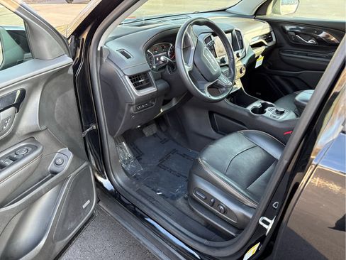 Used 2022 GMC Terrain AT4 w/ Infotainment Package II image 16