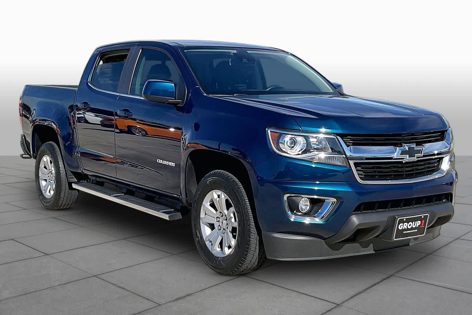 Used 2020 Chevrolet Colorado LT w/ Luxury Package RWD image 3