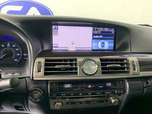 Used 2014 Lexus LS 460 w/ Comfort Package RWD image 25