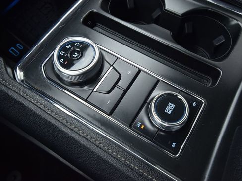 Used 2023 Ford Expedition Max XLT image 26