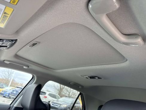 New 2026 Kia Niro EX image 27