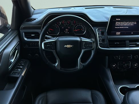 Used 2021 Chevrolet Tahoe LT w/ Luxury Package AWD/4WD image 10