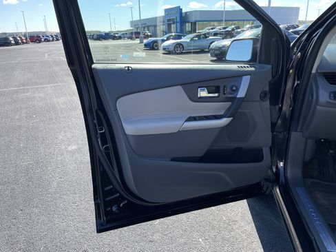 Used 2014 Ford Edge Limited w/ Driver Entry Package AWD/4WD image 19