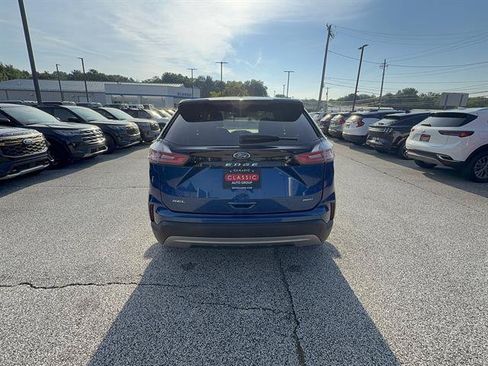 Used 2024 Ford Edge SEL AWD/4WD image 4