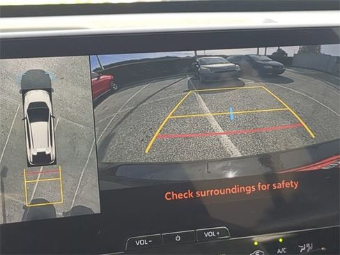 Certified 2024 Toyota bZ4X Limited image 21