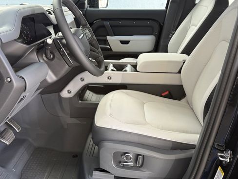 New 2025 Land Rover Defender 130 V8 image 13