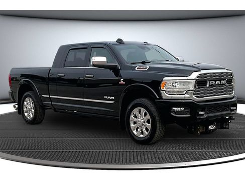 Used 2020 RAM 2500 Limited AWD/4WD image 14